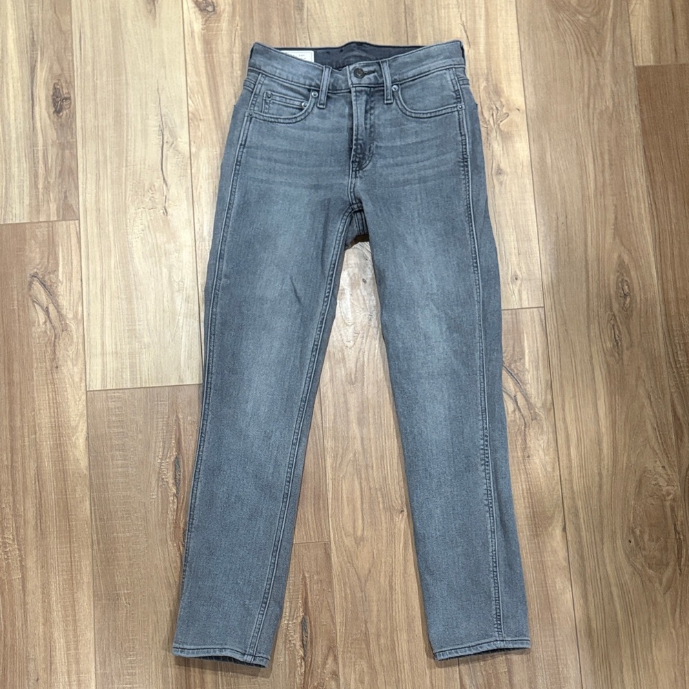 GAP Women's Straight Leg Gray Jeans